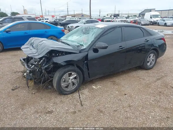 KMHLL4DG3TU200155 2026 HYUNDAI ELANTRA - Image 2