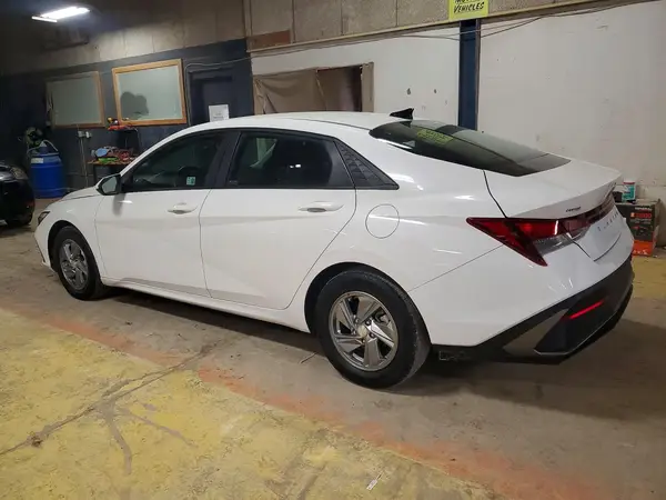 KMHLL4DG4RU650082 2024 HYUNDAI ELANTRA - Image 2