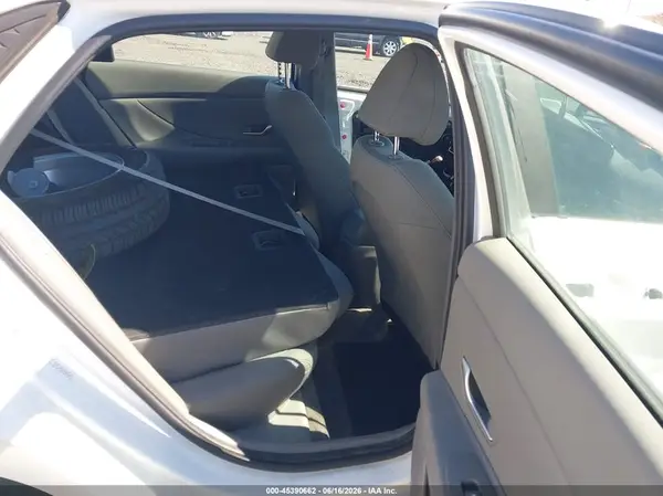 KMHLL4DG4RU653483 2024 HYUNDAI ELANTRA - Image 8