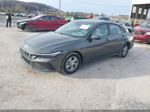 KMHLL4DG4RU759187 2024 HYUNDAI ELANTRA - Image 2