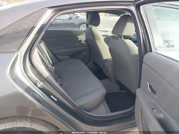 KMHLL4DG4RU759187 2024 HYUNDAI ELANTRA - Image 8