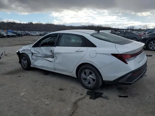 KMHLL4DG4RU761795 2024 HYUNDAI ELANTRA - Image 2