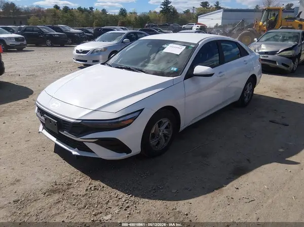 KMHLL4DG4RU779746 2024 HYUNDAI ELANTRA - Image 2