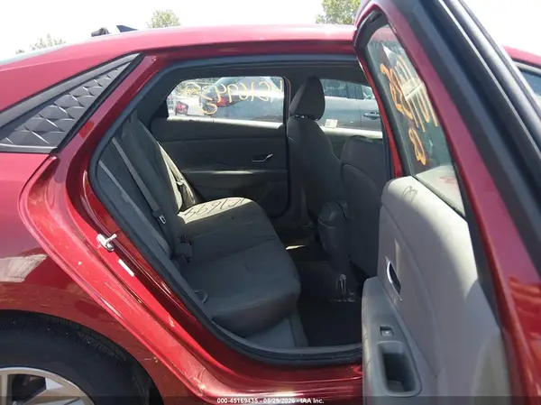 KMHLL4DG4RU785661 2024 HYUNDAI ELANTRA - Image 8