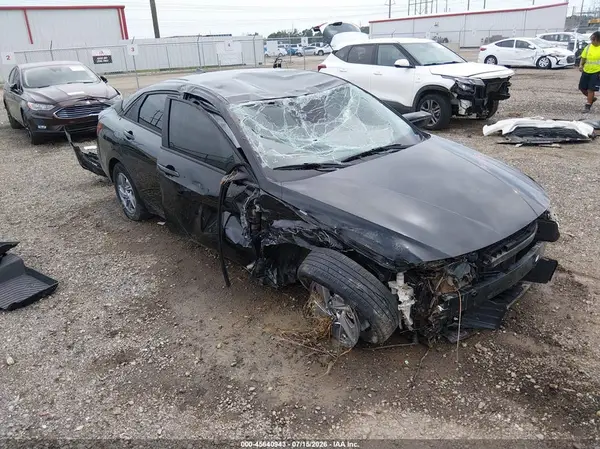 KMHLL4DG4RU790861 2024 HYUNDAI ELANTRA - Image 1