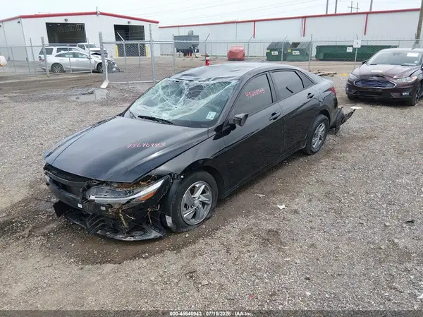 KMHLL4DG4RU790861 2024 HYUNDAI ELANTRA - Image 2