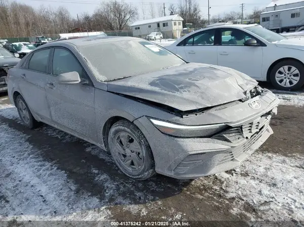 KMHLL4DG4RU833739 2024 HYUNDAI ELANTRA - Image 1