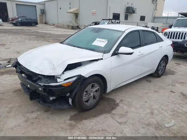 KMHLL4DG4RU851495 2024 HYUNDAI ELANTRA - Image 2