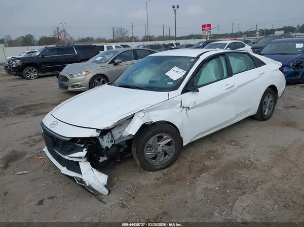 KMHLL4DG4SU002764 2025 HYUNDAI ELANTRA - Image 2