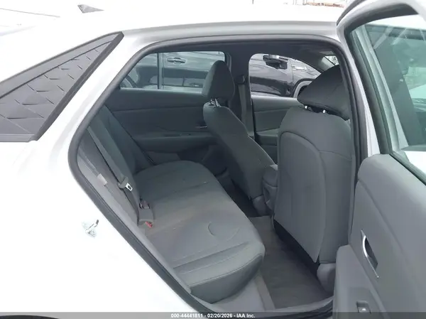 KMHLL4DG4SU028149 2025 HYUNDAI ELANTRA - Image 8
