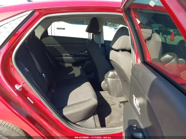 KMHLL4DG4SU082003 2025 HYUNDAI ELANTRA - Image 8