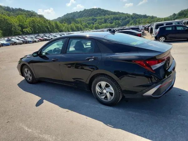 KMHLL4DG5RU657011 2024 HYUNDAI ELANTRA - Image 2