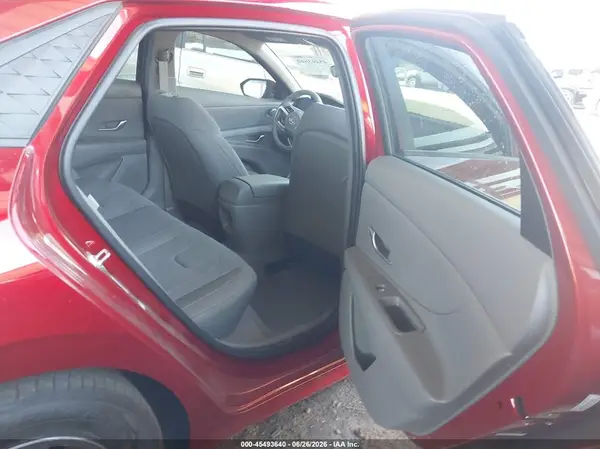 KMHLL4DG5RU660068 2024 HYUNDAI ELANTRA - Image 8