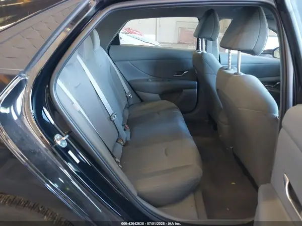 KMHLL4DG5RU664461 2024 HYUNDAI ELANTRA - Image 8