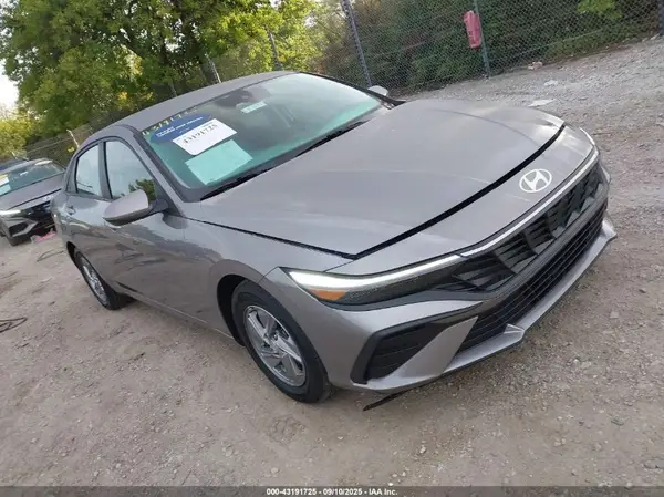 KMHLL4DG5RU677923 2024 HYUNDAI ELANTRA - Image 1