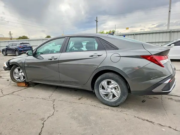KMHLL4DG5RU744679 2024 HYUNDAI ELANTRA - Image 2