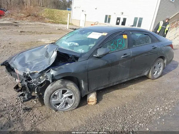 KMHLL4DG5RU744729 2024 HYUNDAI ELANTRA - Image 2