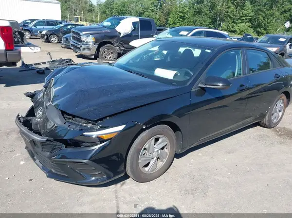 KMHLL4DG5RU781344 2024 HYUNDAI ELANTRA - Image 2