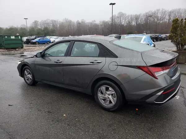 KMHLL4DG5RU817730 2024 HYUNDAI ELANTRA - Image 2