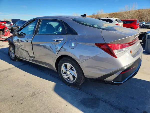 KMHLL4DG5RU825634 2024 HYUNDAI ELANTRA - Image 2