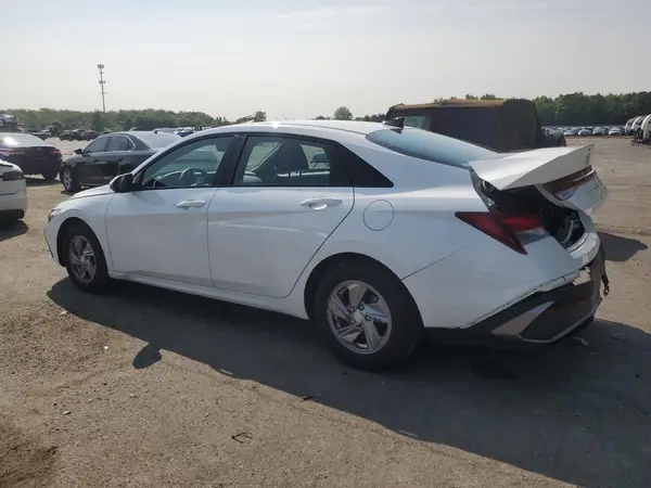 KMHLL4DG5RU827187 2024 HYUNDAI ELANTRA - Image 2