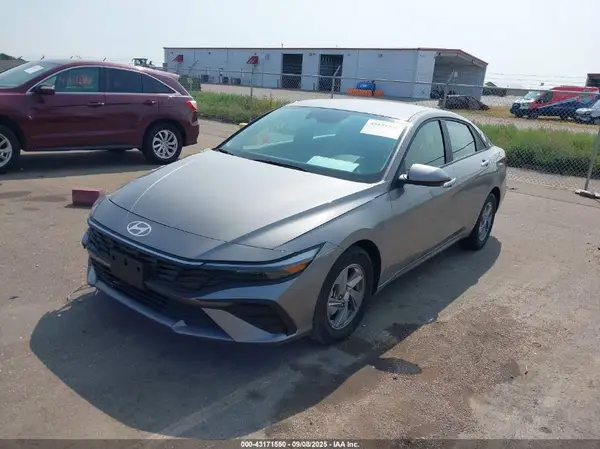 KMHLL4DG5RU841106 2024 HYUNDAI ELANTRA - Image 2