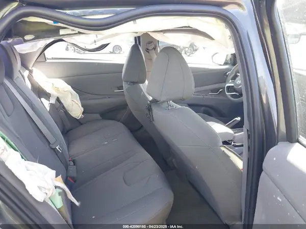 KMHLL4DG5RU841235 2024 HYUNDAI ELANTRA - Image 8