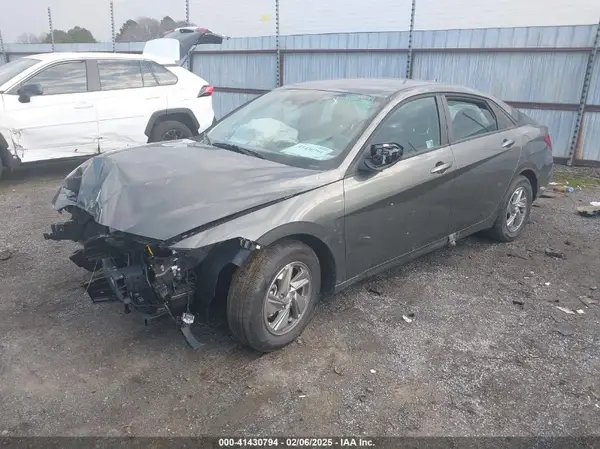 KMHLL4DG5SU875925 2025 HYUNDAI ELANTRA - Image 2