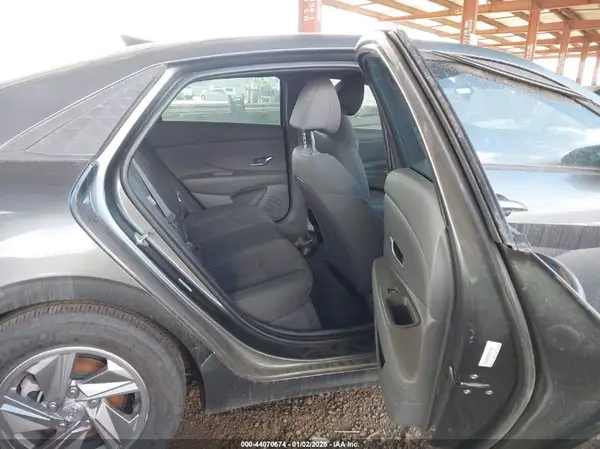 KMHLL4DG5SU894376 2025 HYUNDAI ELANTRA - Image 8