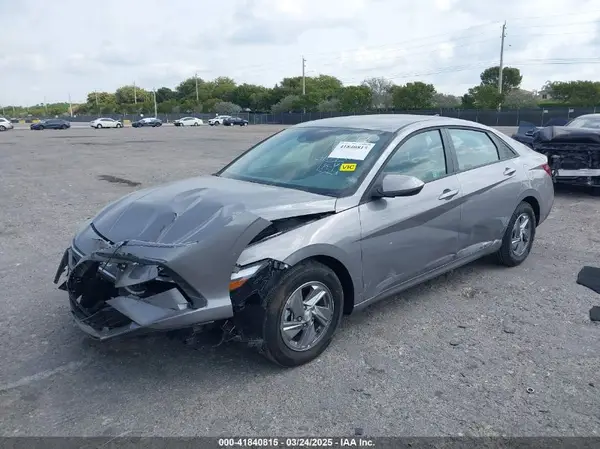 KMHLL4DG5SU942085 2025 HYUNDAI ELANTRA - Image 2