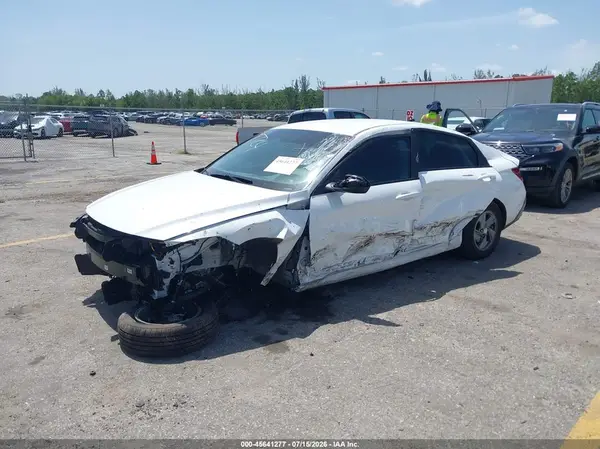KMHLL4DG5SU947724 2025 HYUNDAI ELANTRA - Image 2
