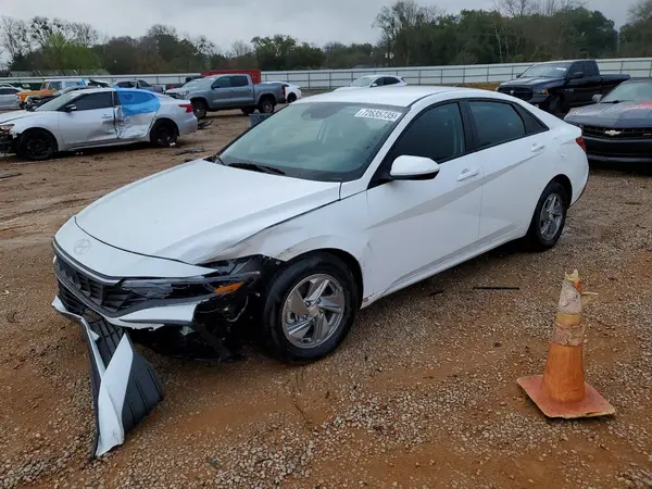 KMHLL4DG5TU110411 2026 HYUNDAI ELANTRA - Image 1