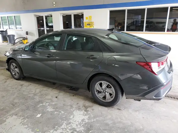 KMHLL4DG6RU688588 2024 HYUNDAI ELANTRA - Image 2