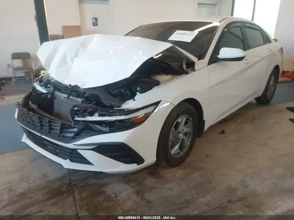 KMHLL4DG6RU799142 2024 HYUNDAI ELANTRA - Image 2