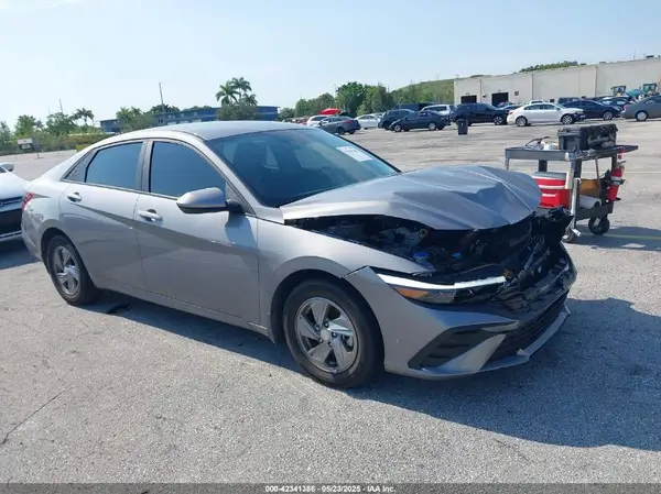 KMHLL4DG6RU801777 2024 HYUNDAI ELANTRA - Image 1