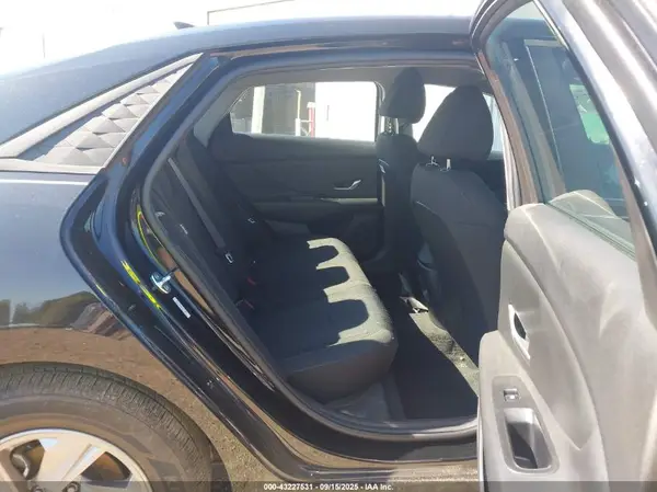 KMHLL4DG6RU843236 2024 HYUNDAI ELANTRA - Image 8