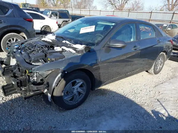 KMHLL4DG6SU015578 2025 HYUNDAI ELANTRA - Image 2
