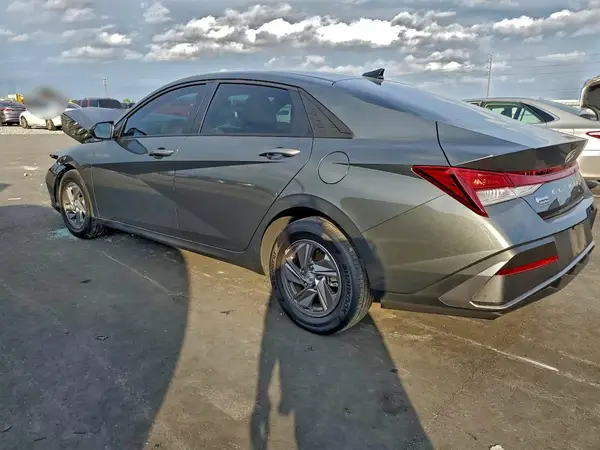 KMHLL4DG6SU030422 2025 HYUNDAI ELANTRA - Image 2