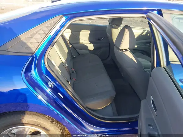 KMHLL4DG6SU041906 2025 HYUNDAI ELANTRA - Image 8