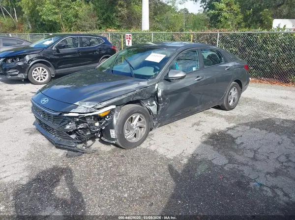 KMHLL4DG6SU043929 2025 HYUNDAI ELANTRA - Image 2