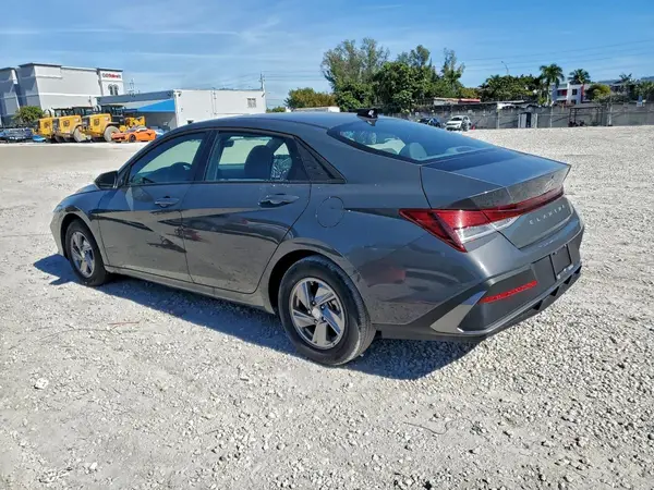 KMHLL4DG6SU052100 2025 HYUNDAI ELANTRA - Image 2