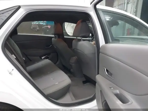 KMHLL4DG6SU054025 2025 HYUNDAI ELANTRA - Image 8