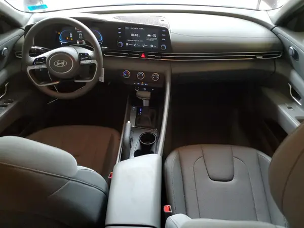 KMHLL4DG6SU857577 2025 HYUNDAI ELANTRA - Image 8