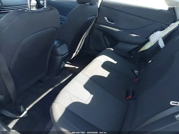 KMHLL4DG6SU860284 2025 HYUNDAI ELANTRA - Image 8