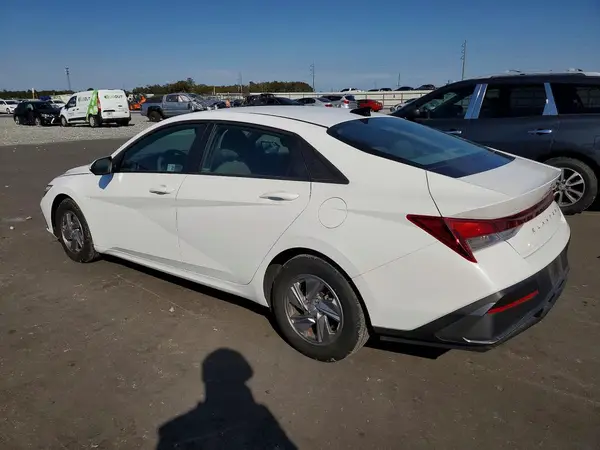 KMHLL4DG6SU860415 2025 HYUNDAI ELANTRA - Image 2