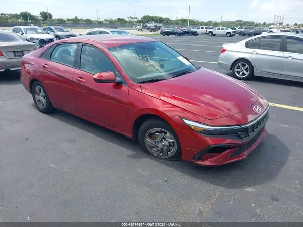 KMHLL4DG6SU869079 2025 HYUNDAI ELANTRA - Image 1
