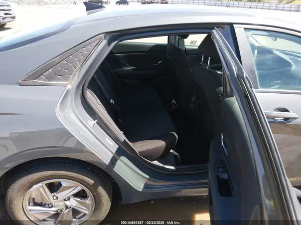 KMHLL4DG6SU914389 2025 HYUNDAI ELANTRA - Image 8