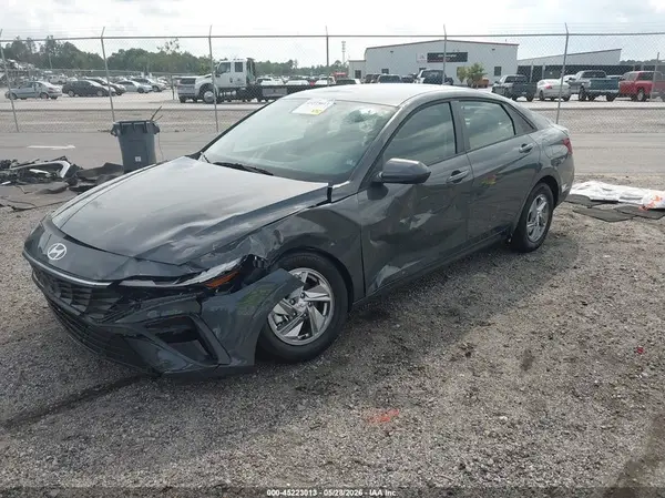 KMHLL4DG6TU166857 2026 HYUNDAI ELANTRA - Image 2