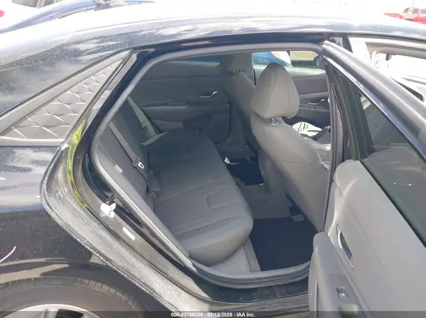 KMHLL4DG7RU637584 2024 HYUNDAI ELANTRA - Image 8