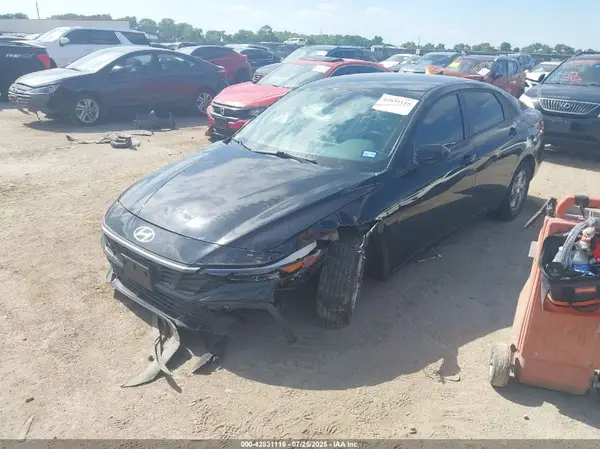 KMHLL4DG7RU749270 2024 HYUNDAI ELANTRA - Image 2